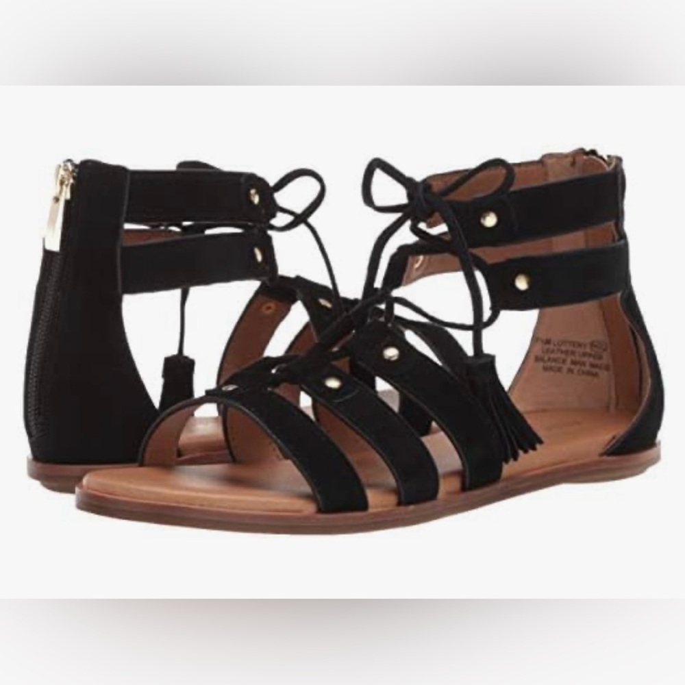 NEVER WORN Size 6 Aerosoles Sandals